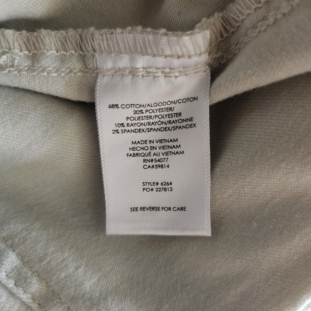 CAbi Compass Chore Utility Pant Size 6 Oyster Neutral Jogger Ankle Zip Pants - Picture 10 of 11